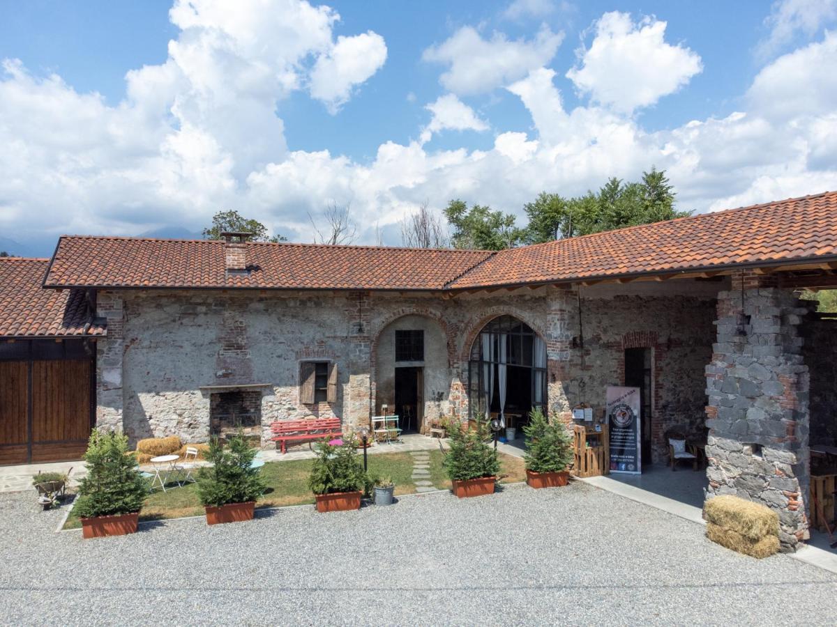 B&B Il Cortile Biella Luaran gambar