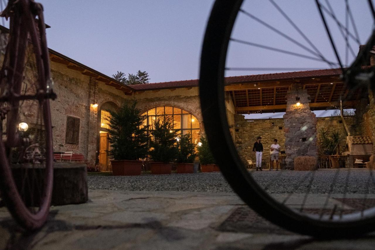 B&B Il Cortile Biella Luaran gambar